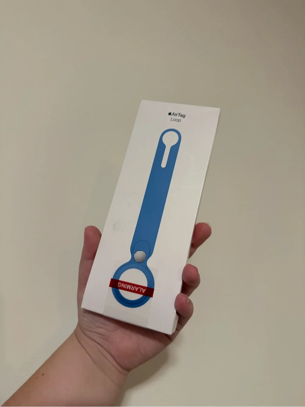 Apple AirTag Loop in Capri Blue NWT